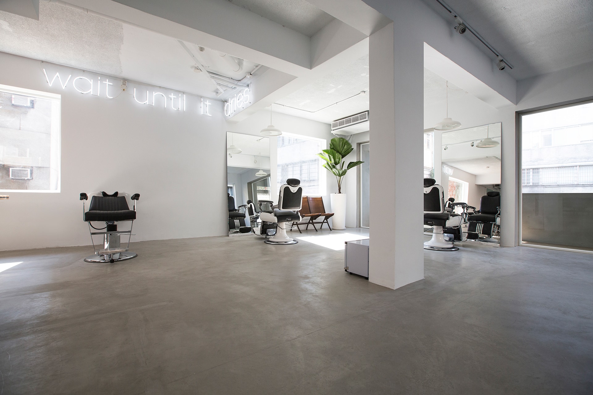 Sculptor Barber Leibal