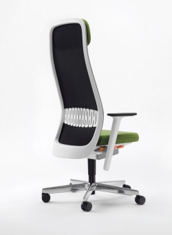 Riya is a minimalist design created by England-based designer PearsonLloyd. The Riya task chair is an example of PearsonLloyd’s continued efforts to rid office furniture of the traditional tech aesthetic, and bring some human touches into the workspace. Like previous products designed by PearsonLloyd for Bene, which include the ground breaking Parcs range and the recently launched Docklands and Bay Chair, it is designed to work across the modern office landscape: in touch-down spaces and open plan zones for collaborative tasks, as well as in quiet areas for focussed individual work. (5)