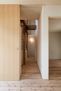 M-House is a minimalist house located in Osaka, Japan, designed by Coil Kazuteru Matumura Architects. The renovation involved the insertion of two rectangular volumes in order to improve light circulation. (9)