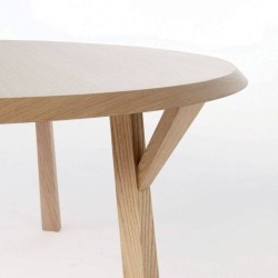Sank is a minimalist design created by Spain-based designer Francesc Rifé Estudio. The table is manufactured in either oak or beech wood, and comes in a large rectangle, small rectangle, square, and circle. (1)