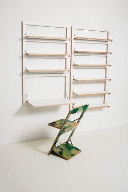 Fläpps is a minimalist design created by Germany-based designer Malte Grieb. A modular shelving system without rules. A beautiful combination of width, height and shelves. (10)