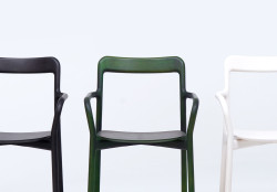 Branca Chair is a minimalist design created by England-based designer Industrial Facility. Like wooden branches on a tree, Branca is a chair that is familiar to the eye. We accept that branches support the joints of twigs and leaves at different points that may seem random but are in fact intentional. (1)