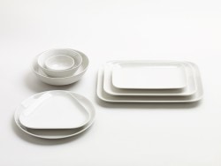 Olio is a minimalist design created by England-based designer Edward Barber & Jay Osgerby. Olio is new range of tableware by Edward Barber and Jay Osgerby for the ceramic company, Royal Doulton. (11)