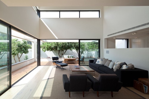 G House is a minimalist house located in Tel Aviv, Israel, designed by Paz Gersh Architects. (12)