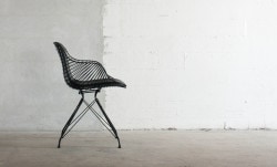 Wire Dining Chair is a minimalist design created by Denmark-based designer Overgaard & Dyrman. (8)
