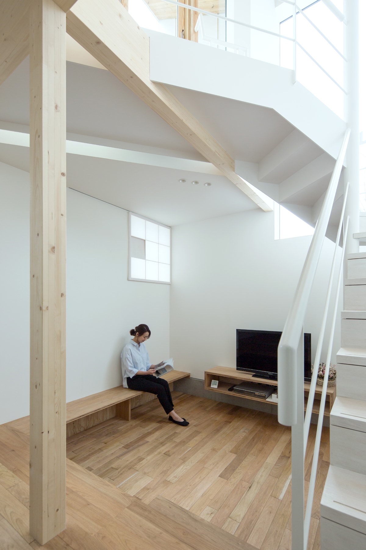 White Box House is a minimal white home located in Sapporo, Japan, designed by Atelier Casa. (6)