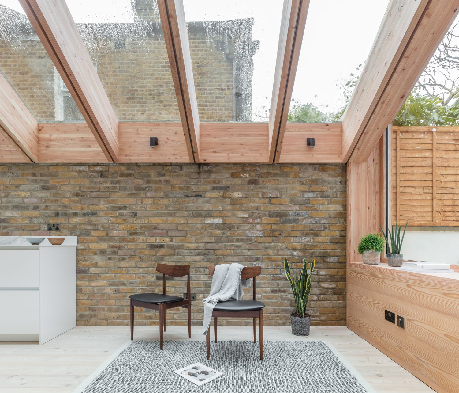 Larch House | Leibal