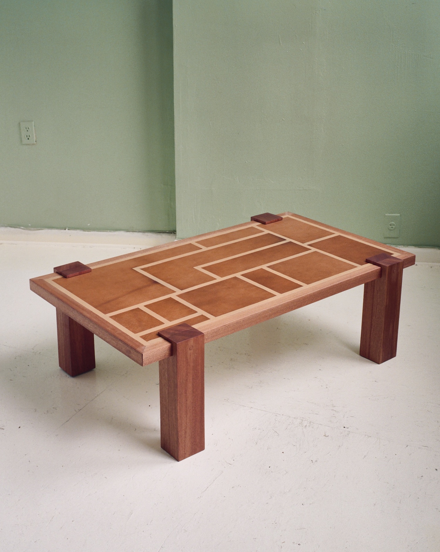 Leibal — Clover Stool